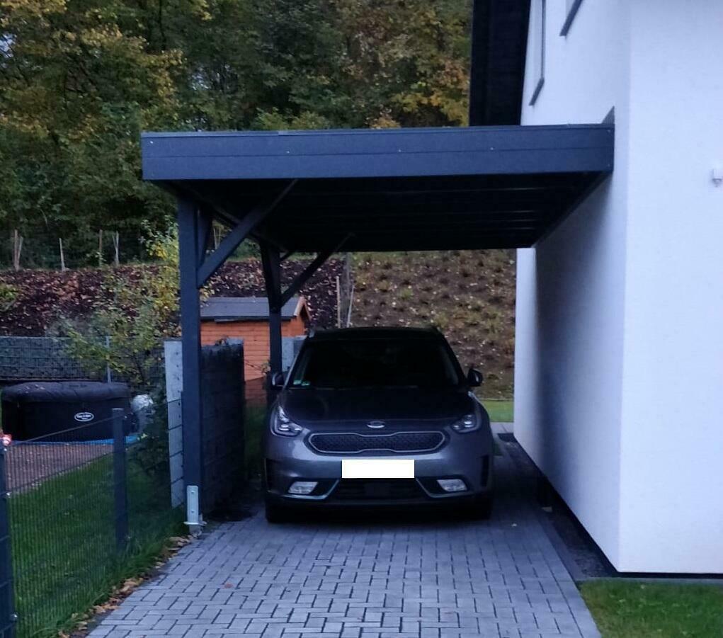 Nürburgring Anbau-Variante mit Schraubanker in Anthrazit